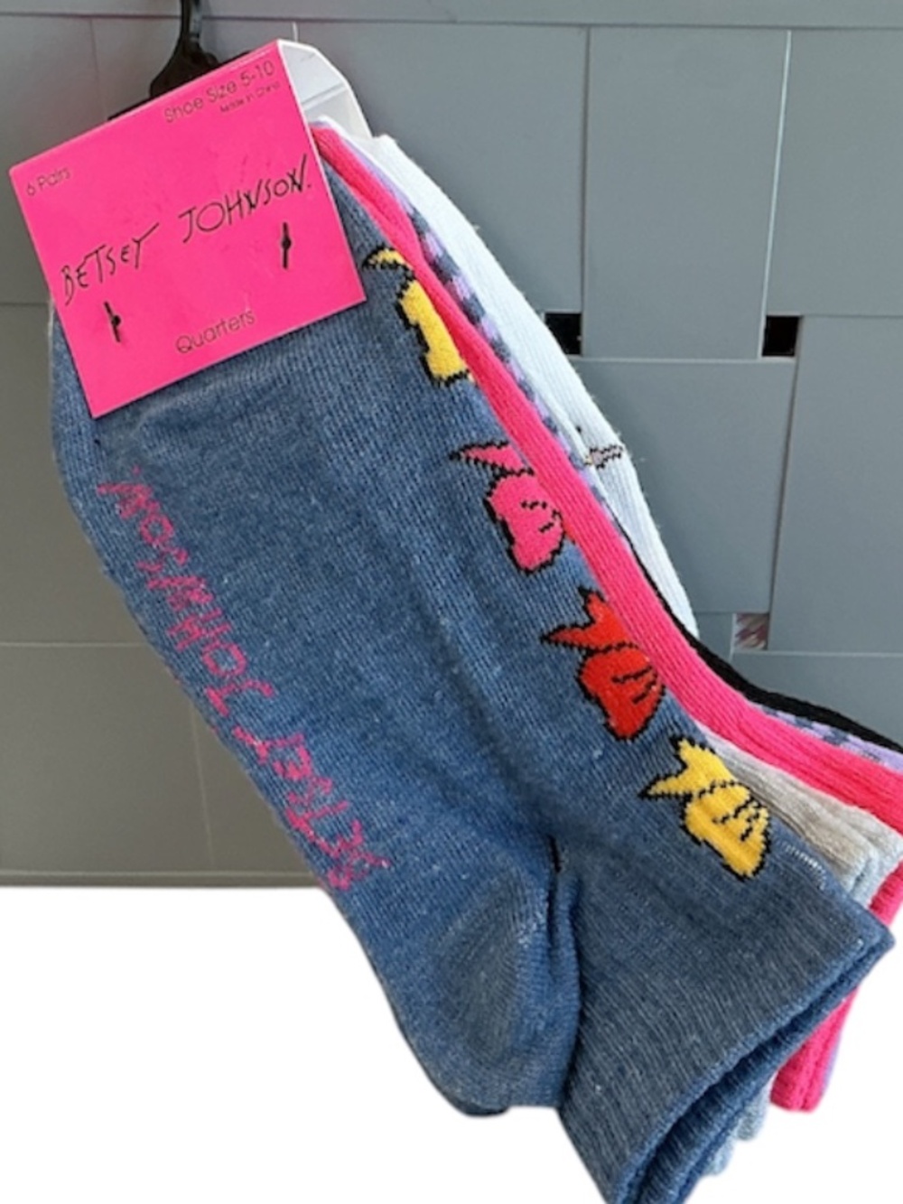 BETSEY JOHNSON SOCKS 6 Pack Quarter Ankle